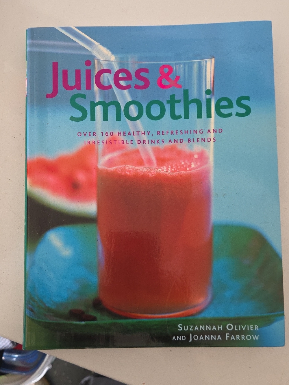 Juices & Smoothies Cookbook - Bright Pink & Teal Cover